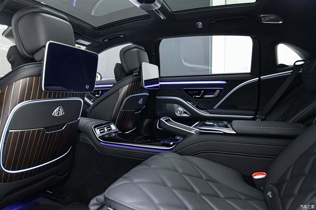 Maybach S-Class, 2022 13