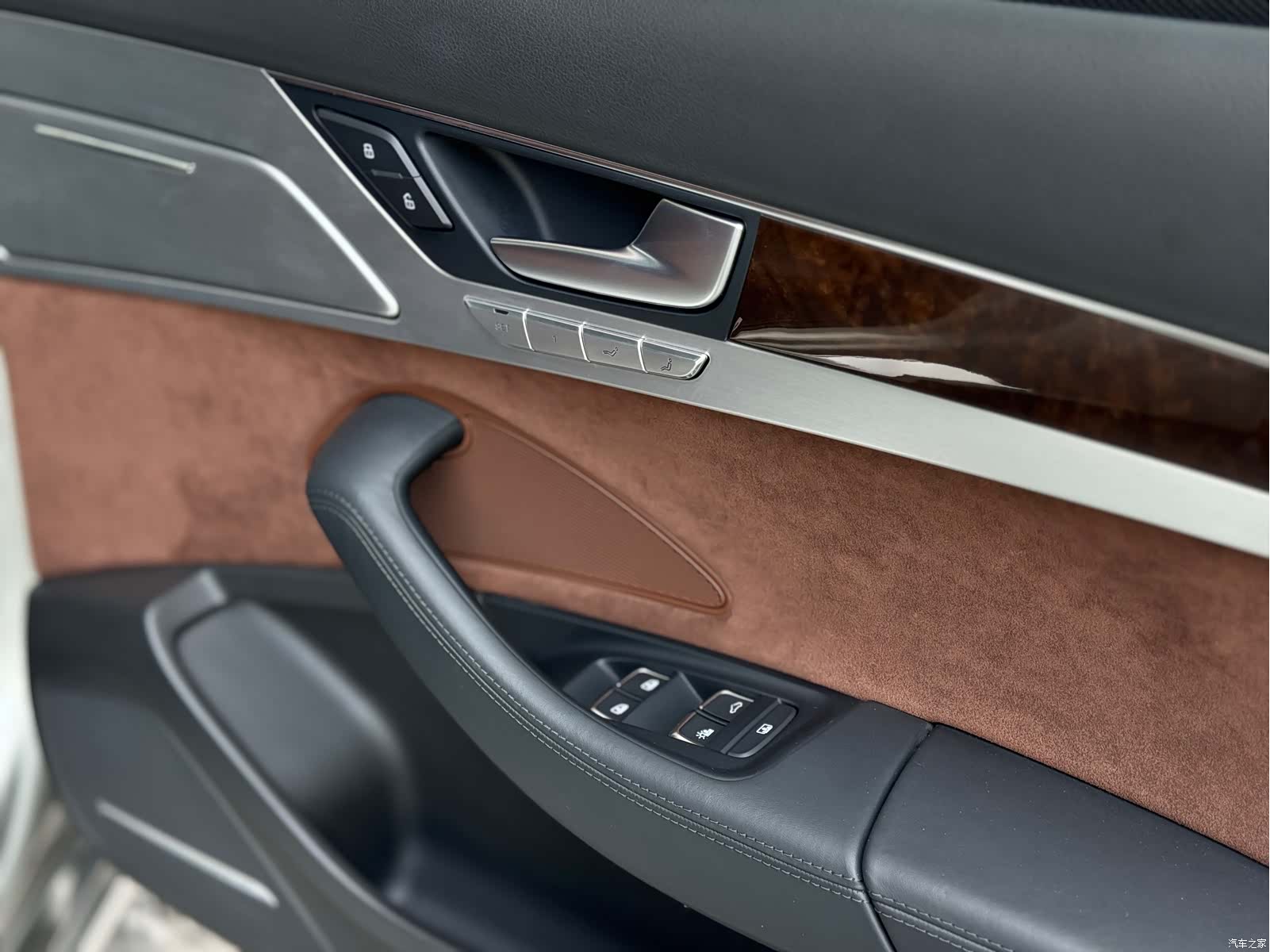 Audi A8L, 2014 25