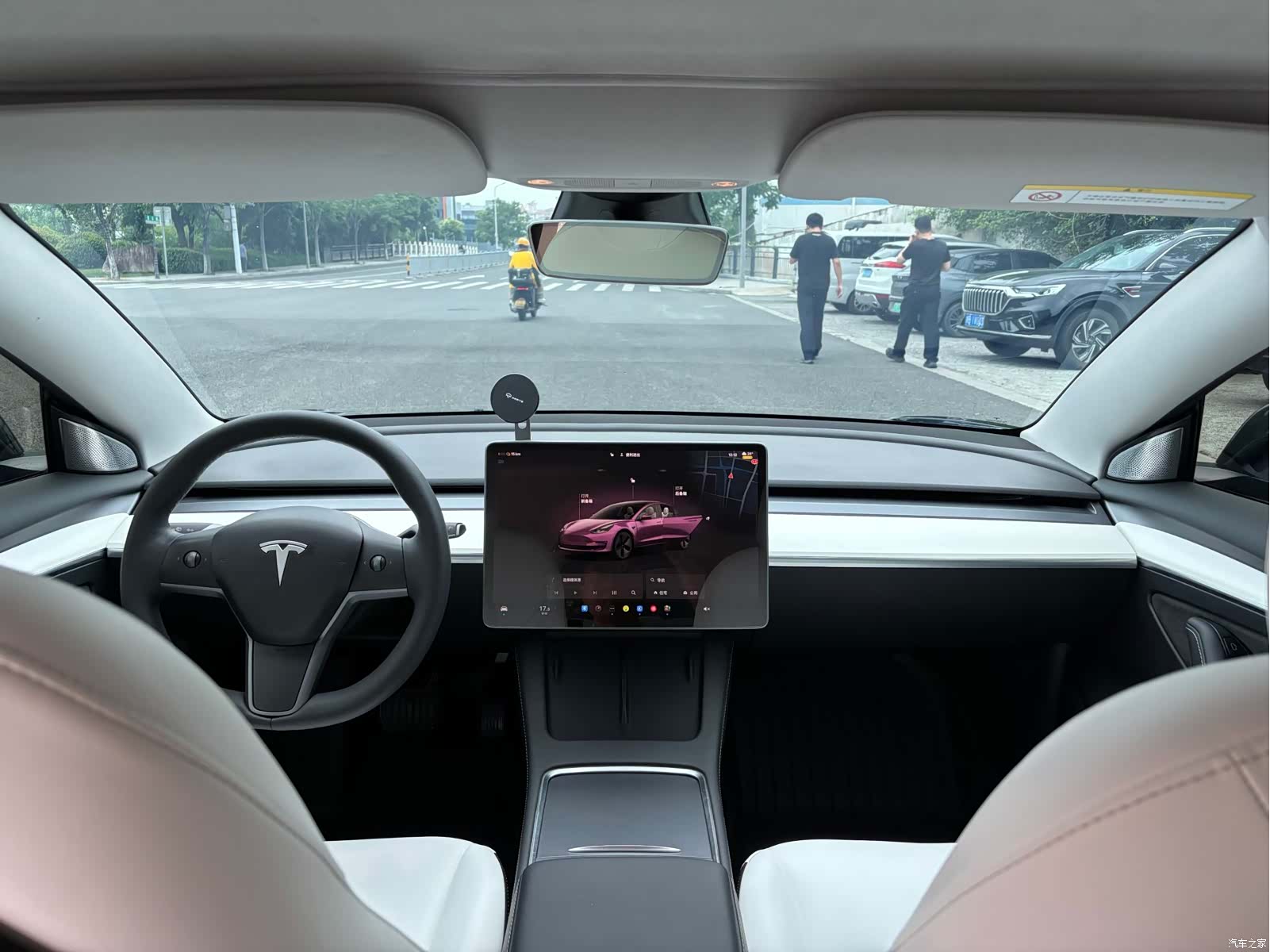 Tesla Model 3, 2024 все фото