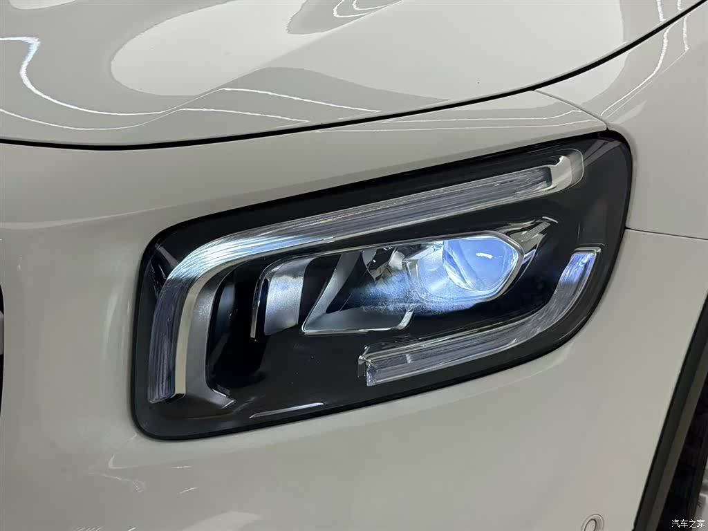 Mercedes-Benz GLB, 2020 13