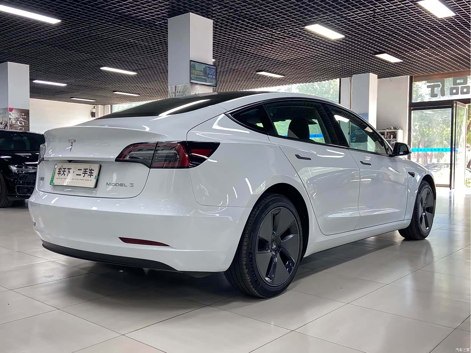 Tesla Model 3, 2023 6