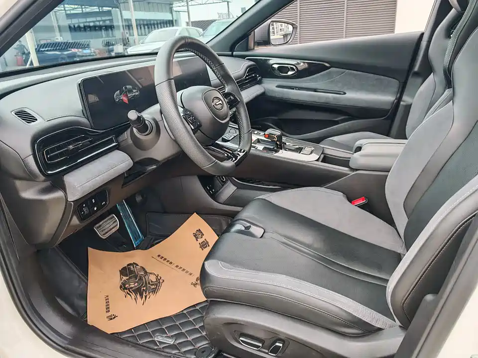 Trumpchi Shadow Leopard