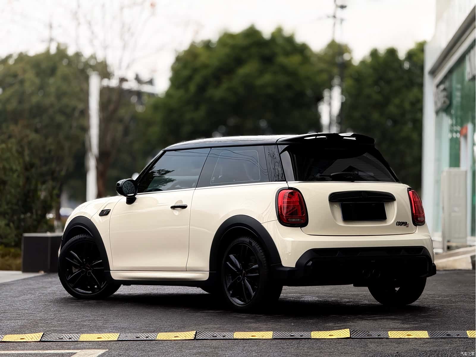Mini Cooper, 2024 17