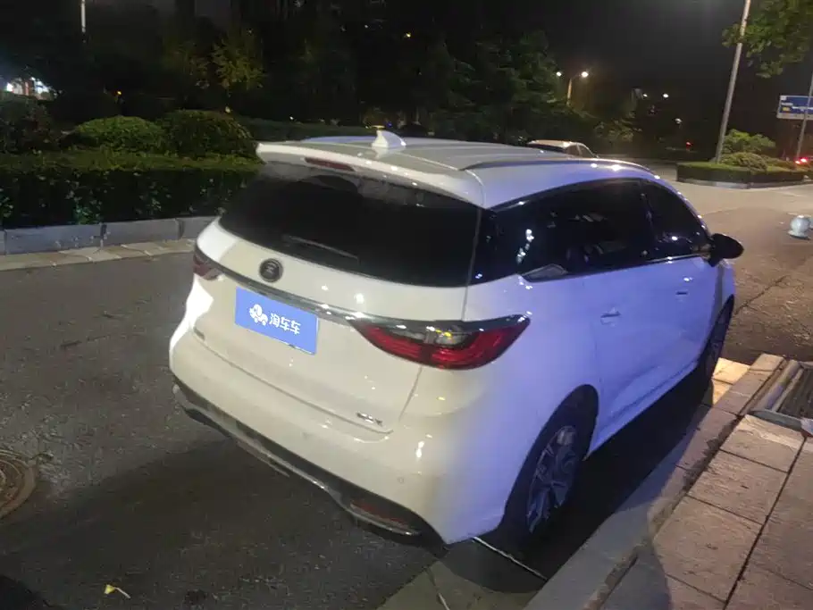 BYD Song MAX