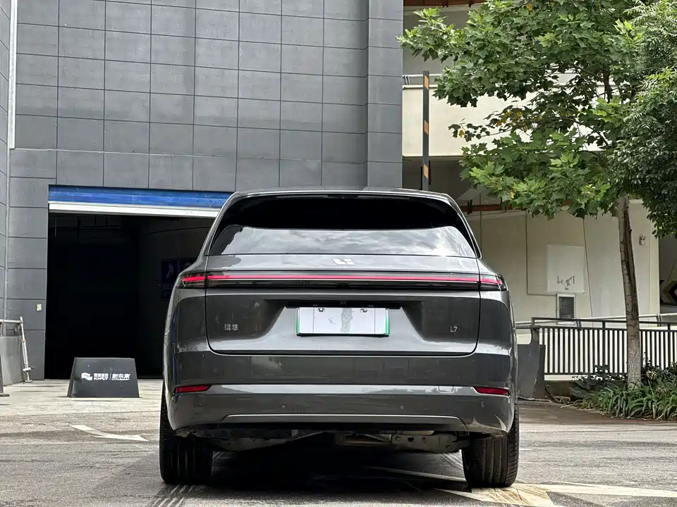 Li Auto Ideal L7