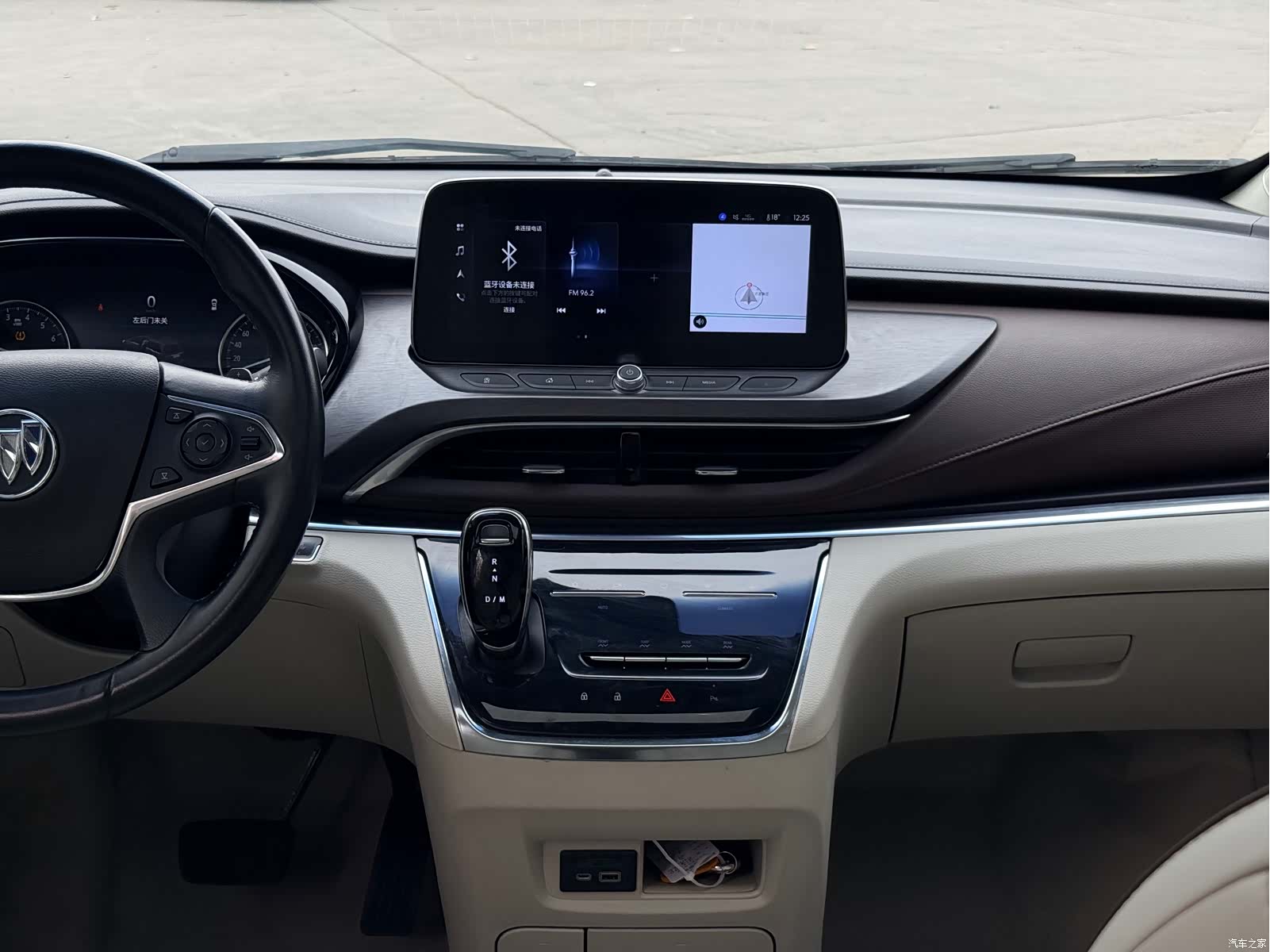 Buick GL8, 2022 9