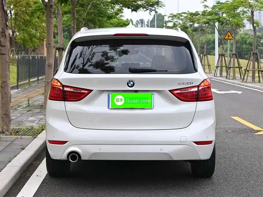 BMW 2 series multifunctional station wagon