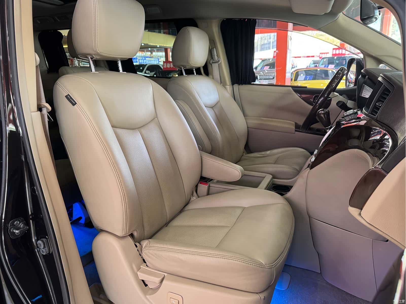 Nissan SL, 2016 16