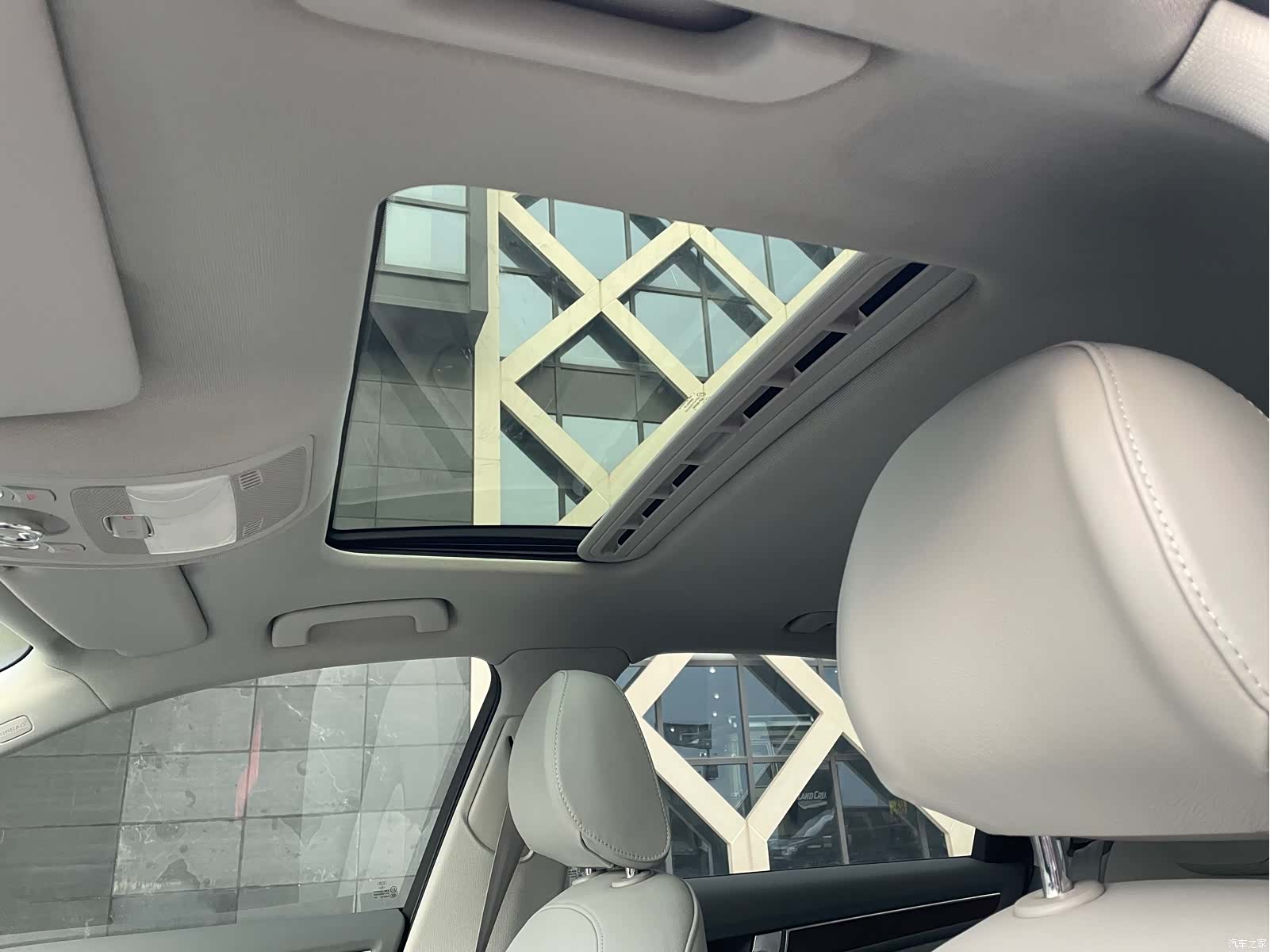 Audi A4L, 2014 9