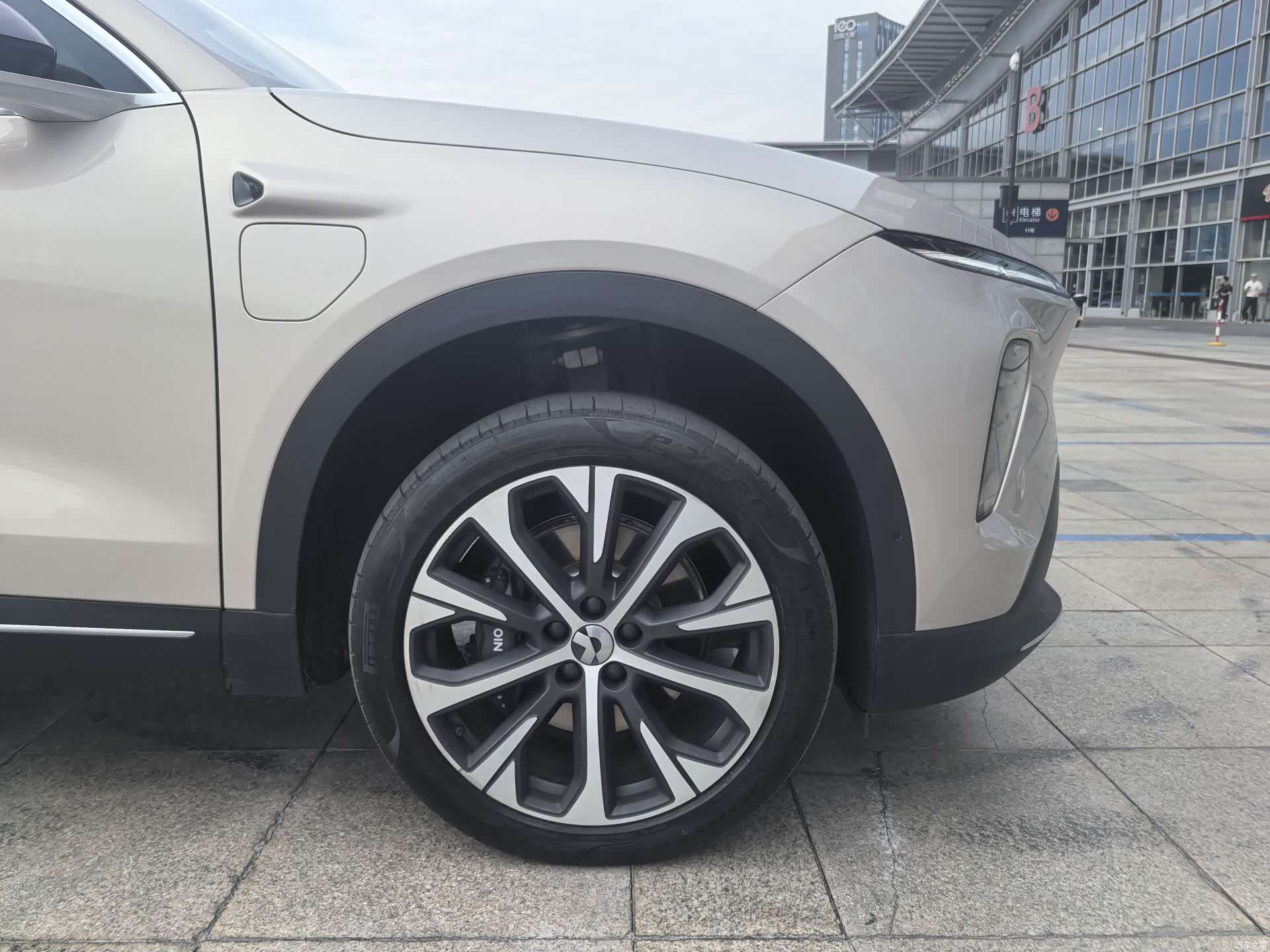NIO EC7, 2023 10