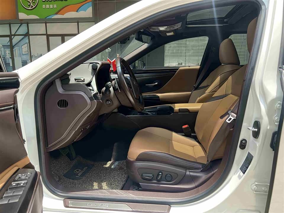 Lexus ES Lexus ES