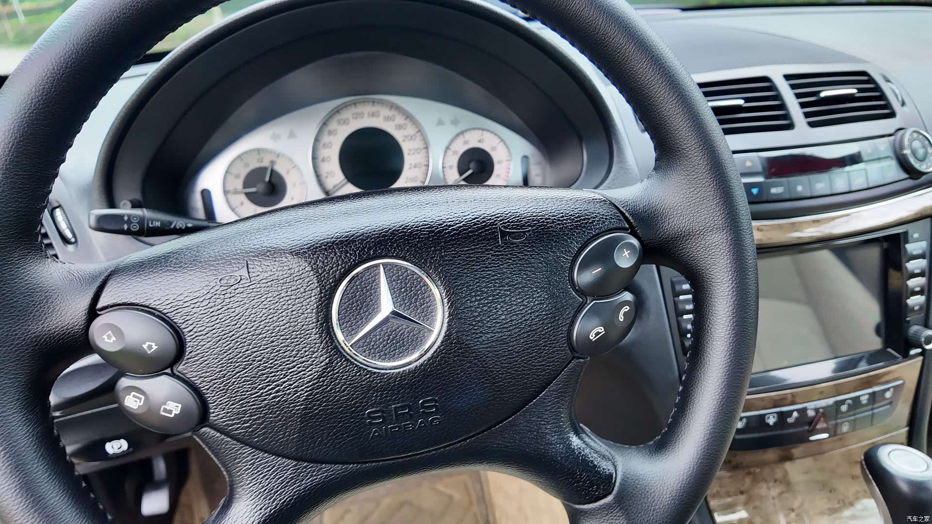Mercedes-Benz E-Class, 2008 40