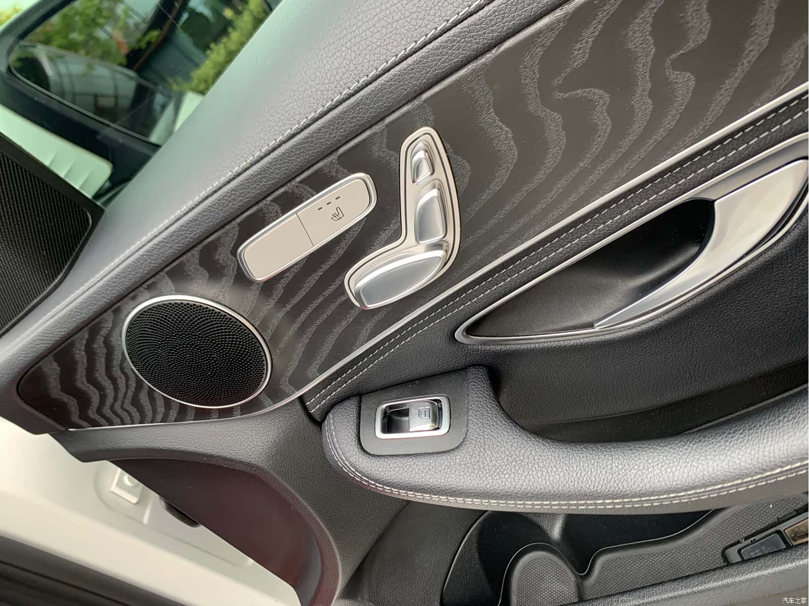Mercedes-Benz C-Class, 2019 15