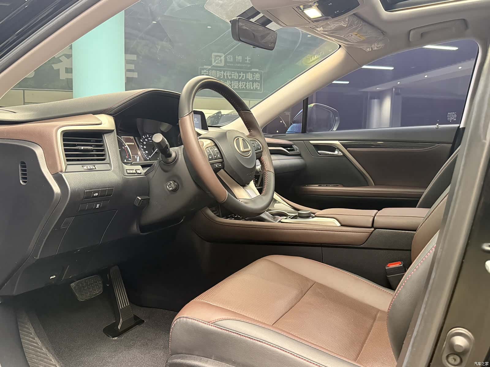 Lexus RX, 2018 все фото
