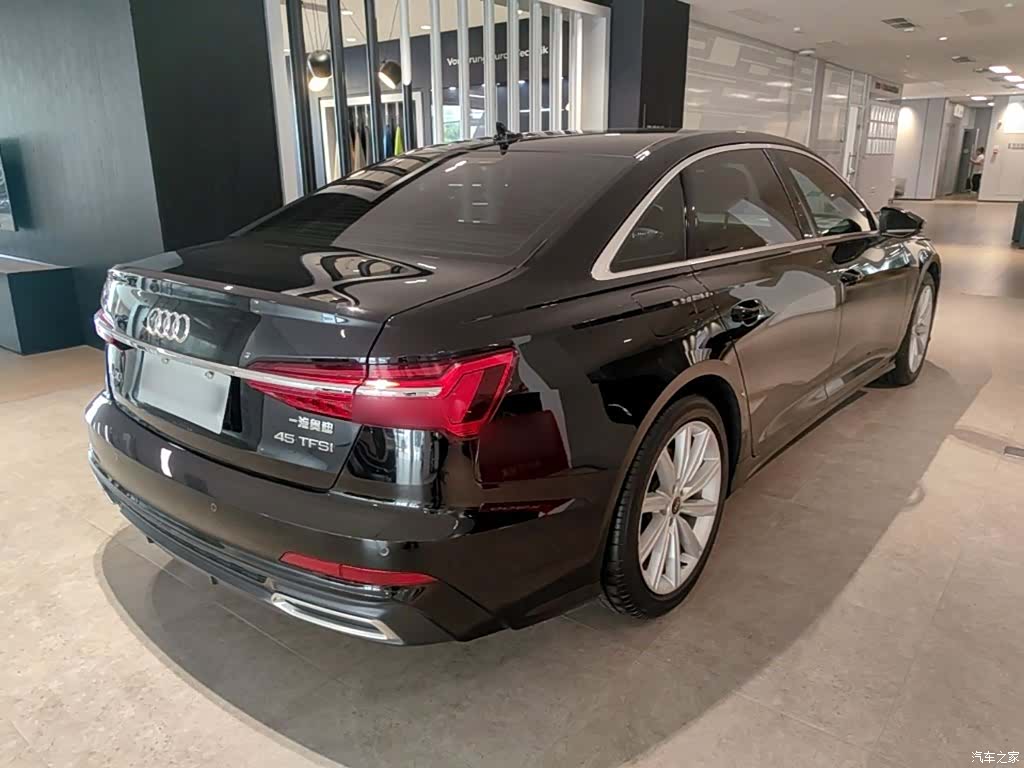 Audi A6L, 2022 все фото