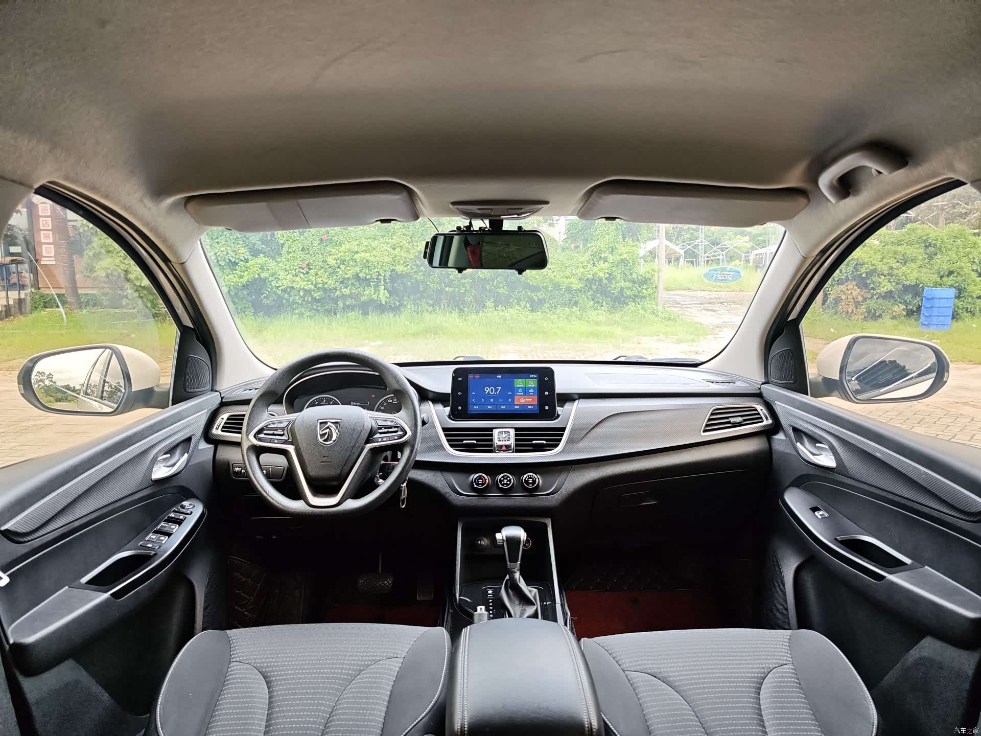Wuling 730, 2019 все фото