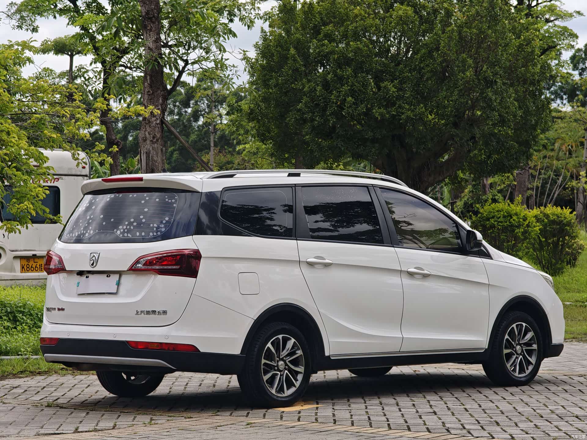 Wuling 730, 2019 16