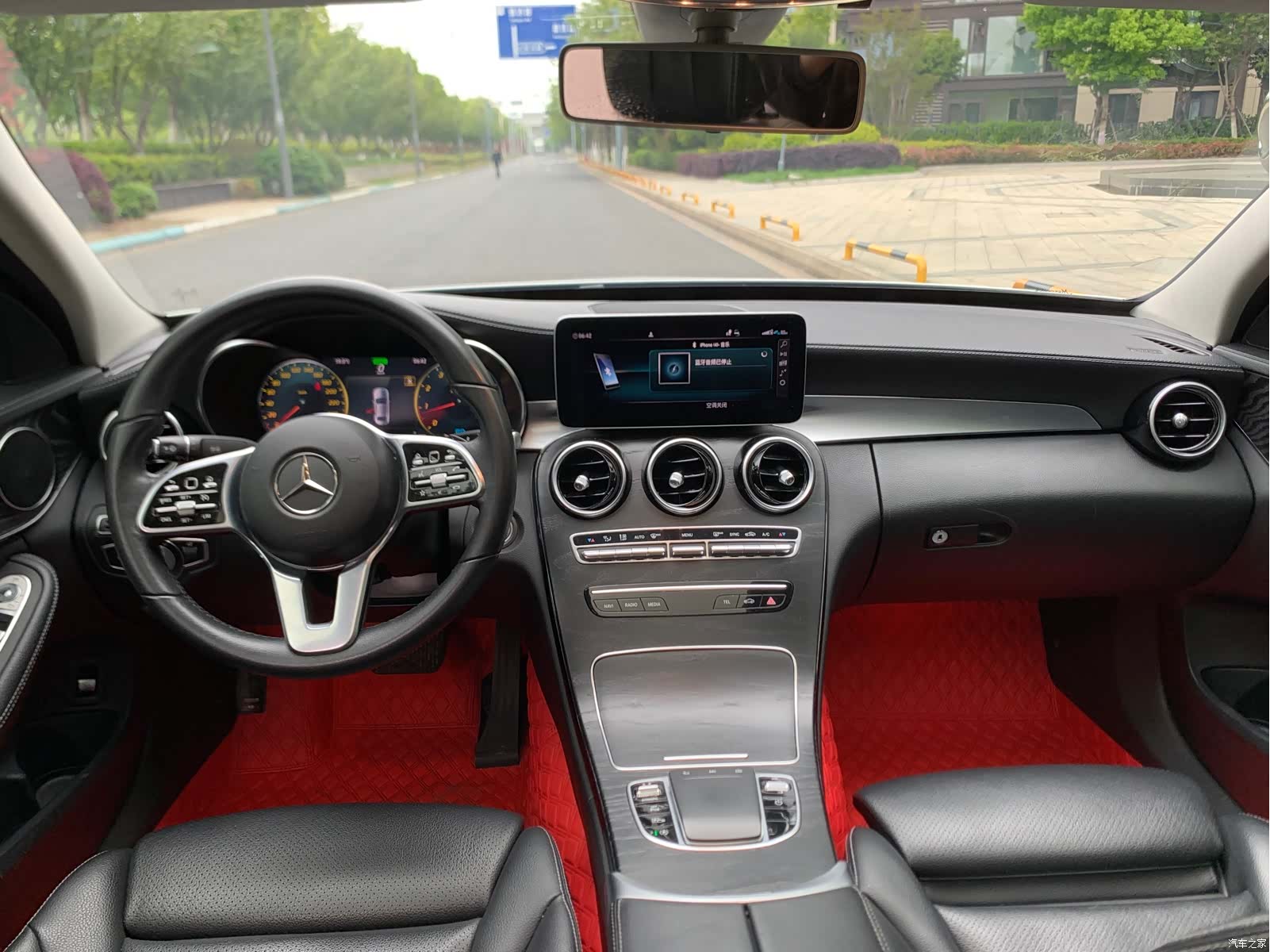 Mercedes-Benz C-Class, 2019 11