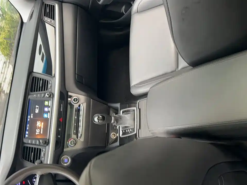 Hyundai Name picture