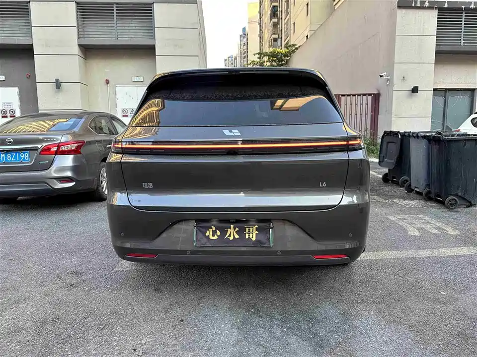 Li Auto Ideal L6