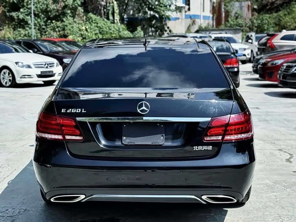 Mercedes-Benz E-Class, 2015 10