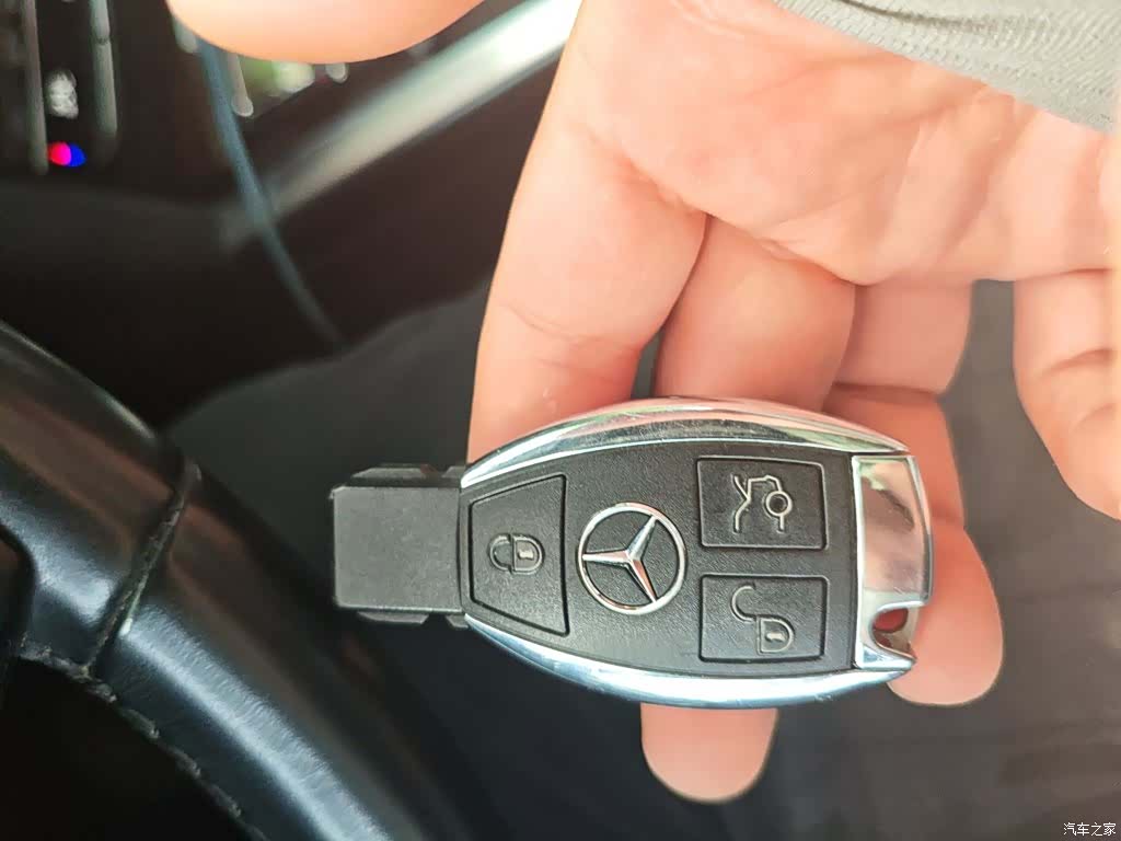 Mercedes-Benz E-Class, 2015 12