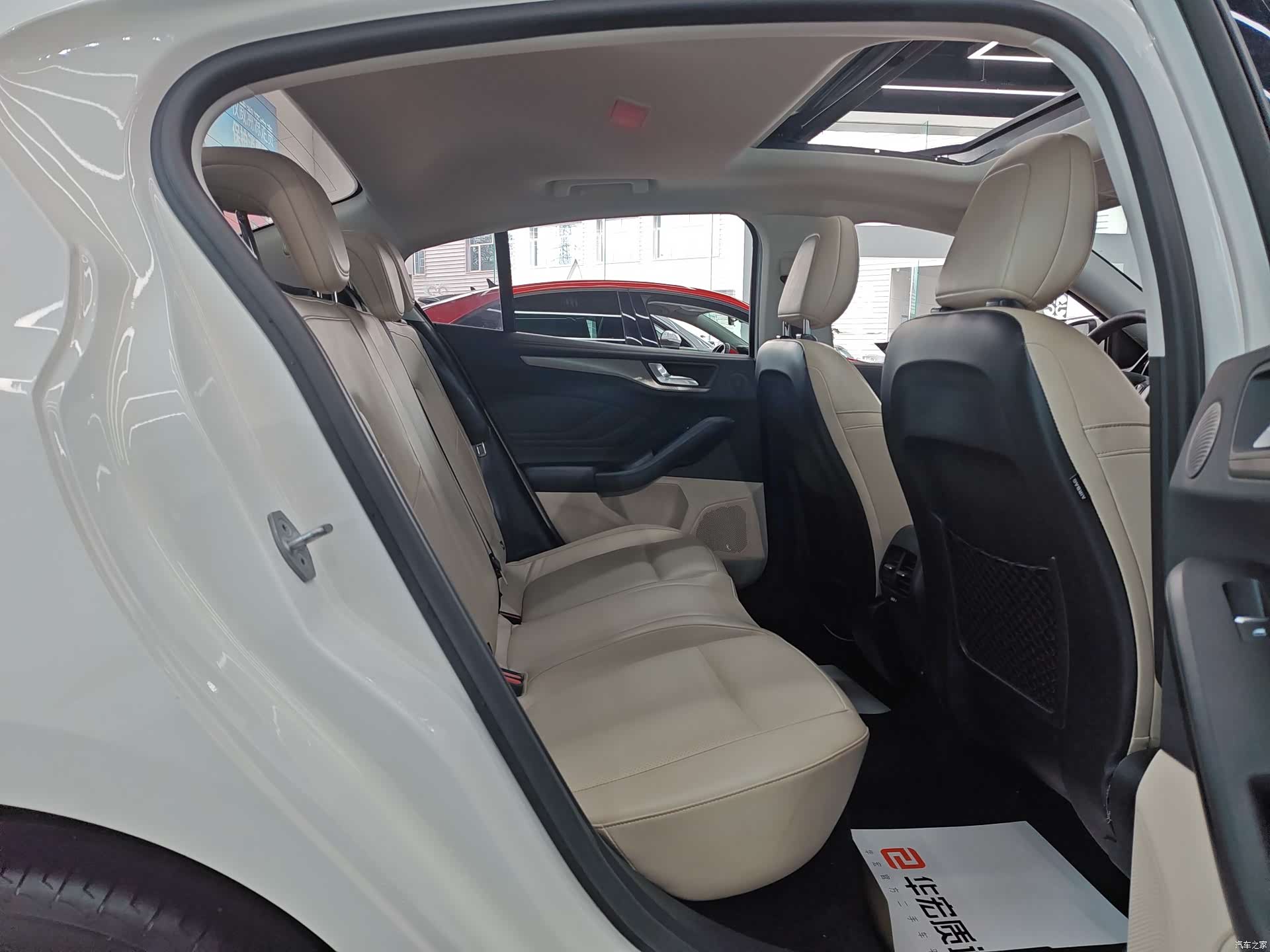 Ford Focus, 2021 9