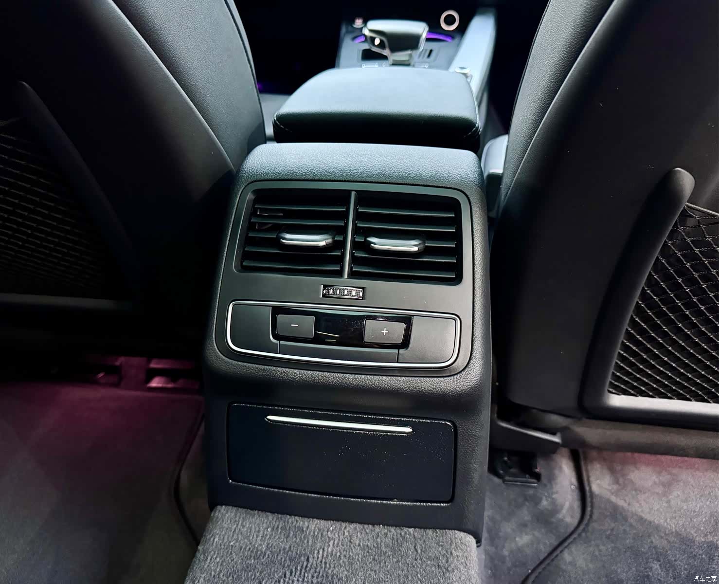 Audi A4L, 2022 18