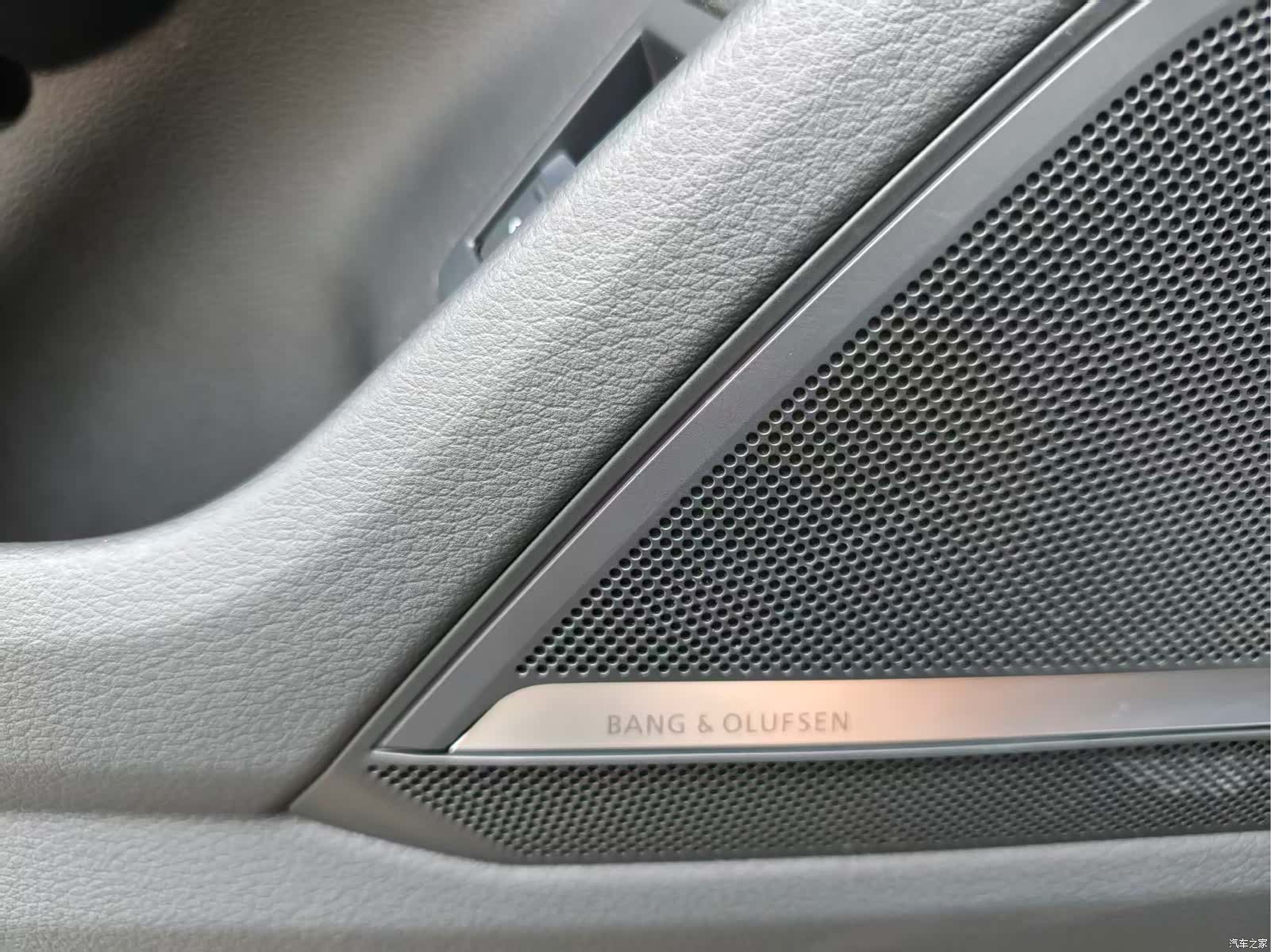 Audi A6L, 2025 10