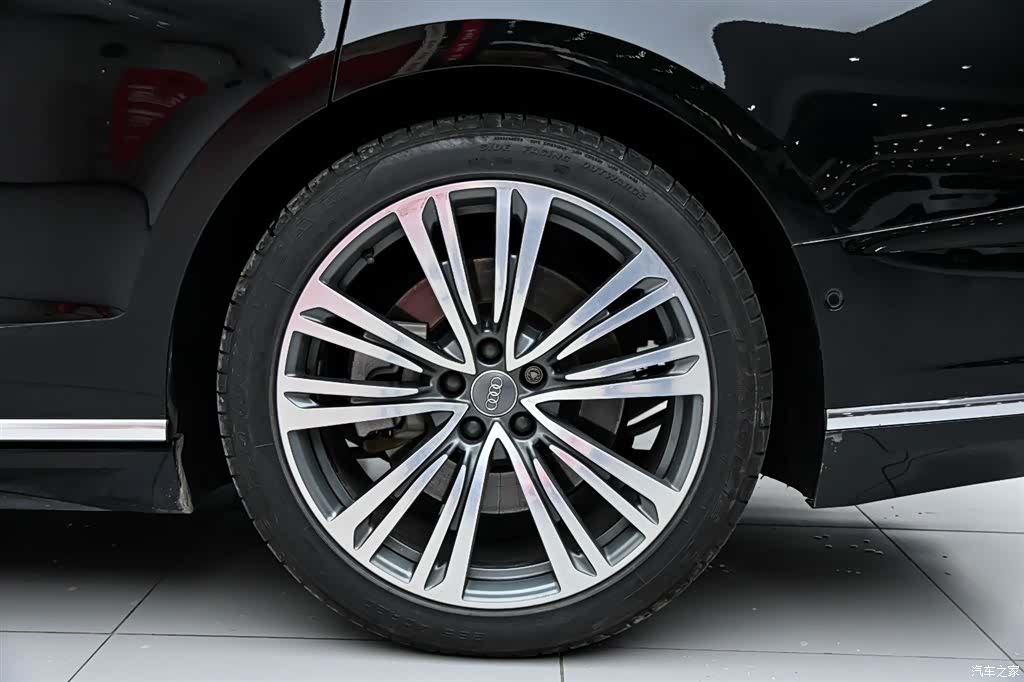 Audi A8L, 2020 37