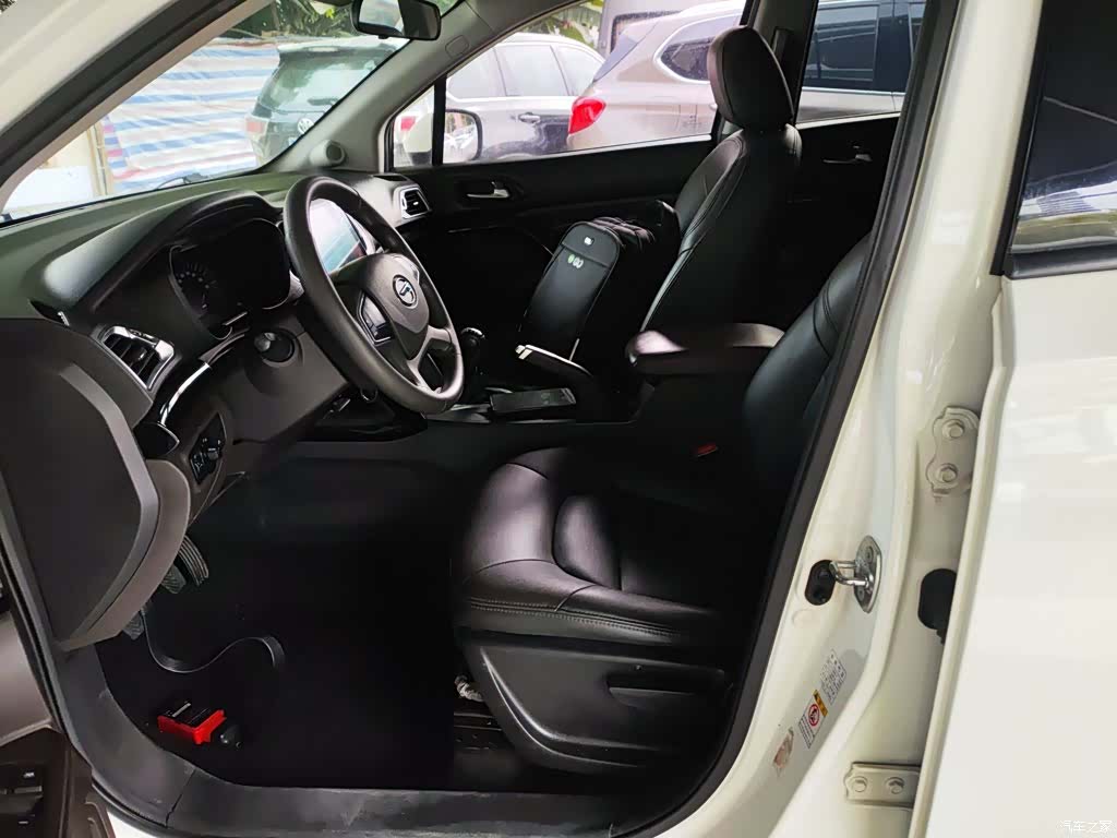 GAC GS4, 2015 9