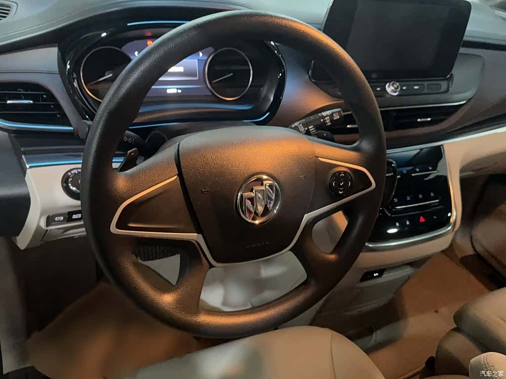 Buick GL8, 2022 7