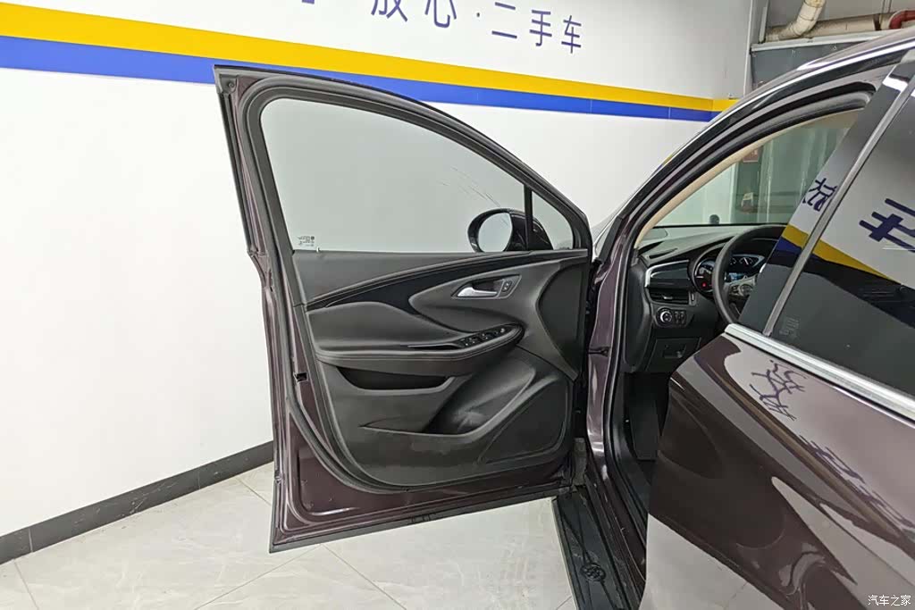 Buick Envision Plus, 2016 7