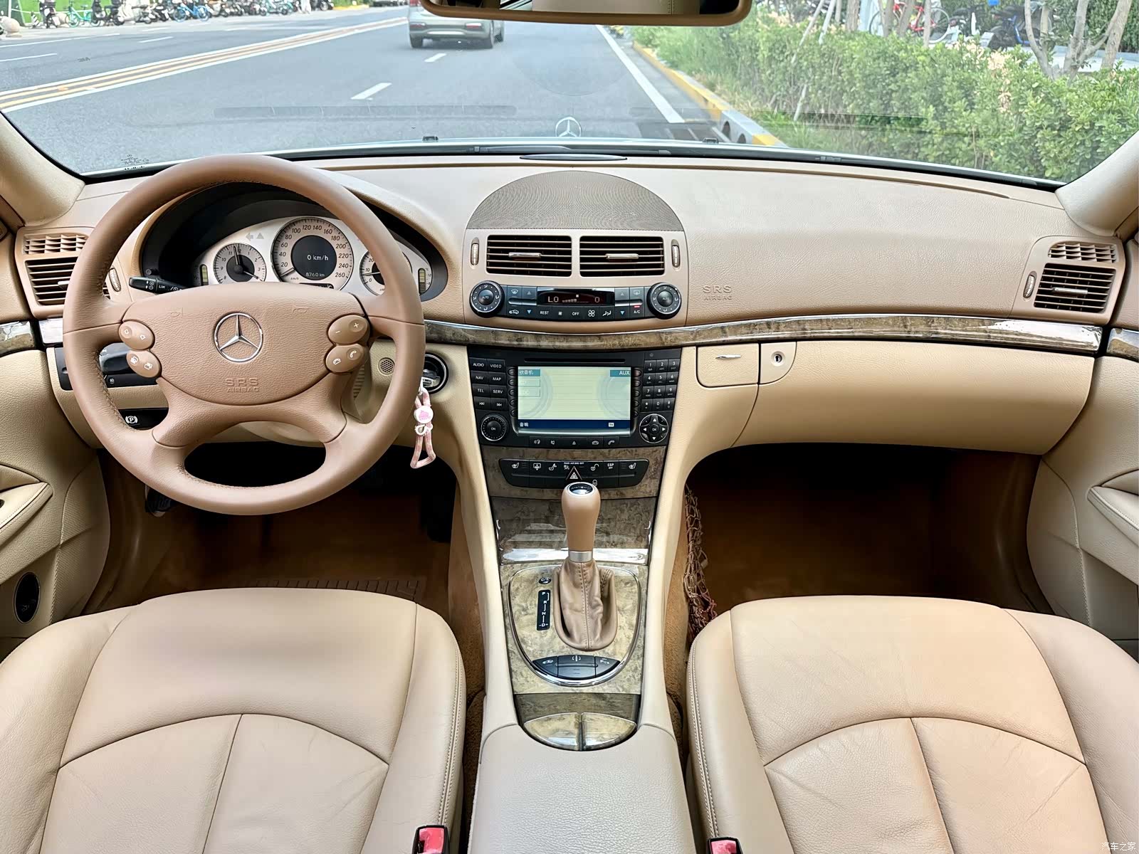 Mercedes-Benz E-Class, 2009 7