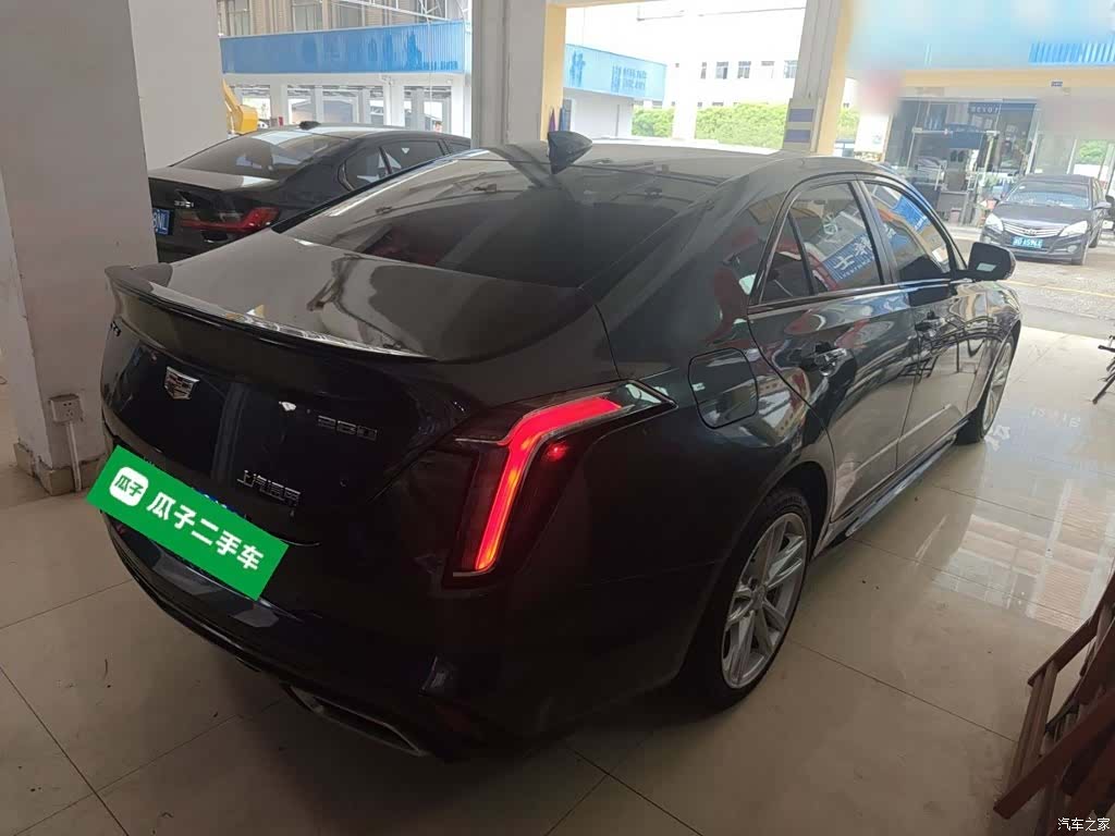Cadillac CT4, 2022 все фото