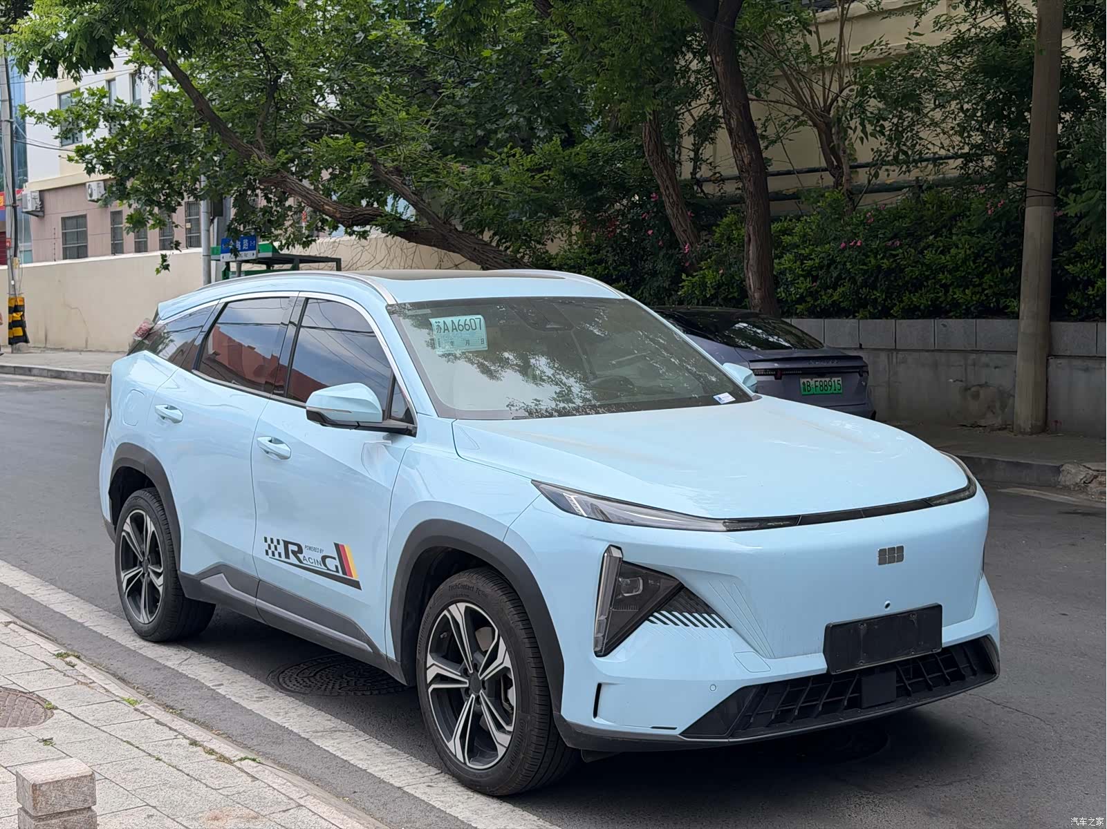 Geely Galaxy L7, 2023 4