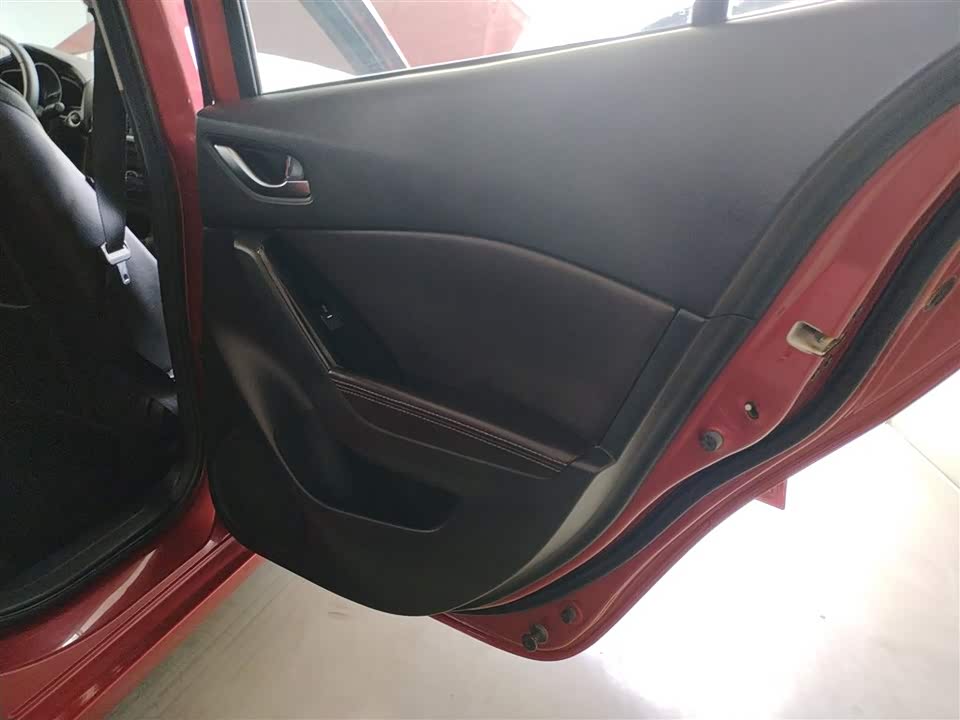Mazda 3 Angkesaila Mazda 3 Angkesaila
