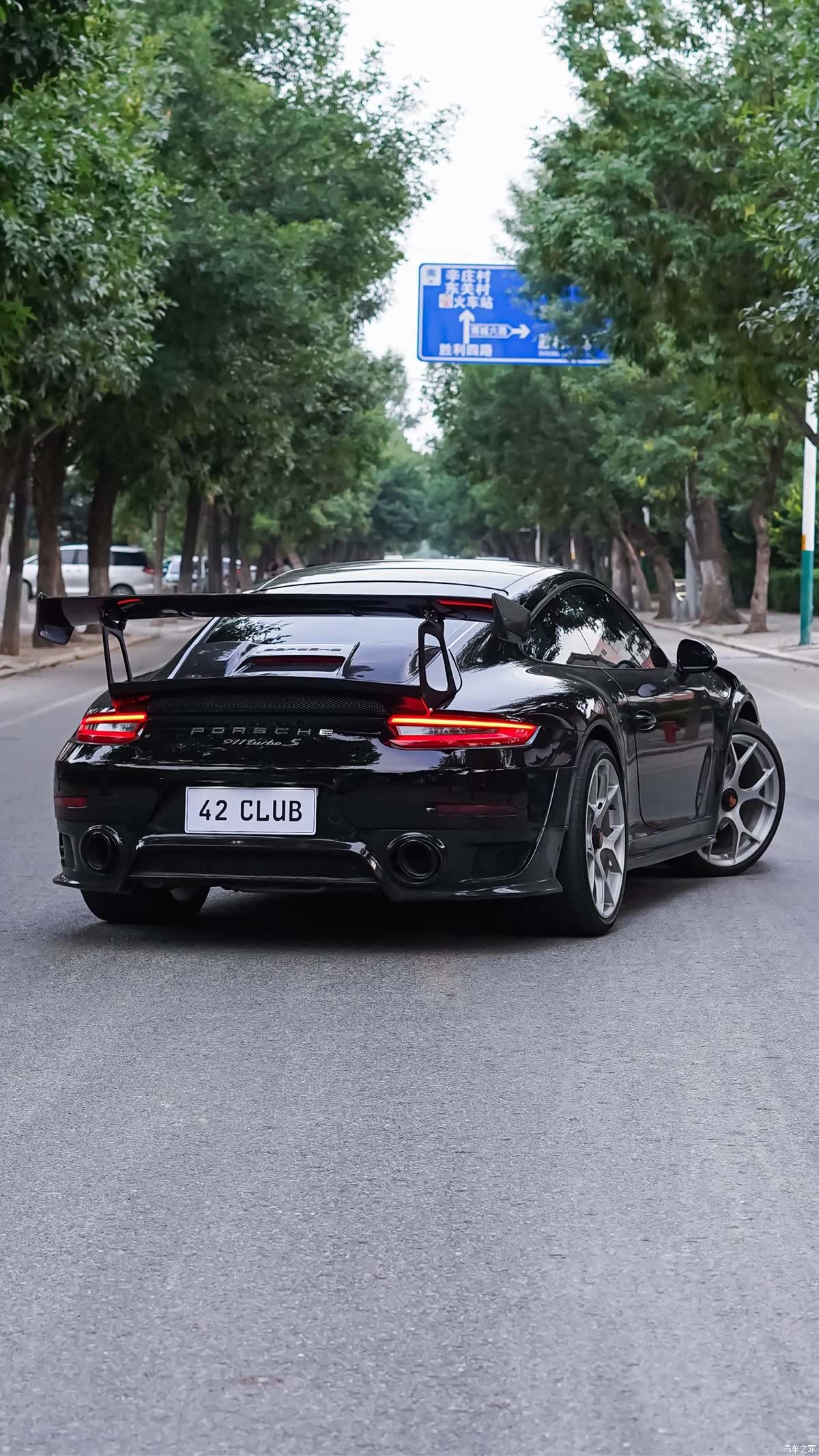 Porsche 911, 2017 2