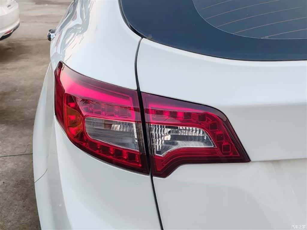 Landwind X5, 2015 3
