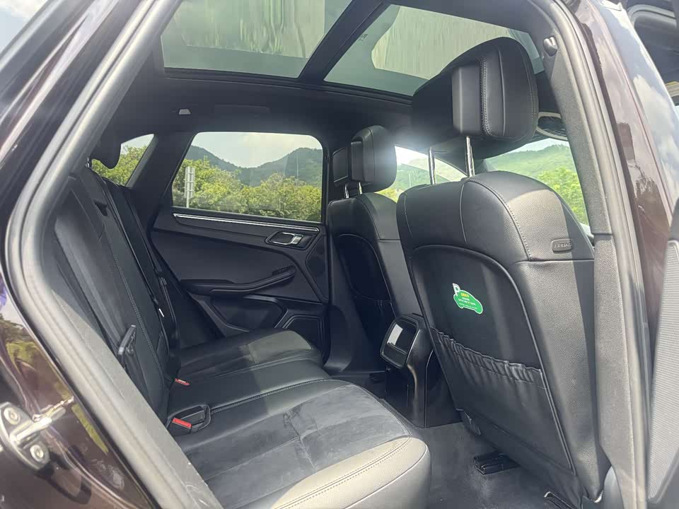 Porsche Macan Porsche Macan