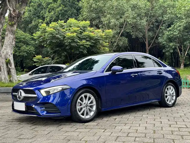 Mercedes-Benz A-Class 2020 — купить из Китая под заказ