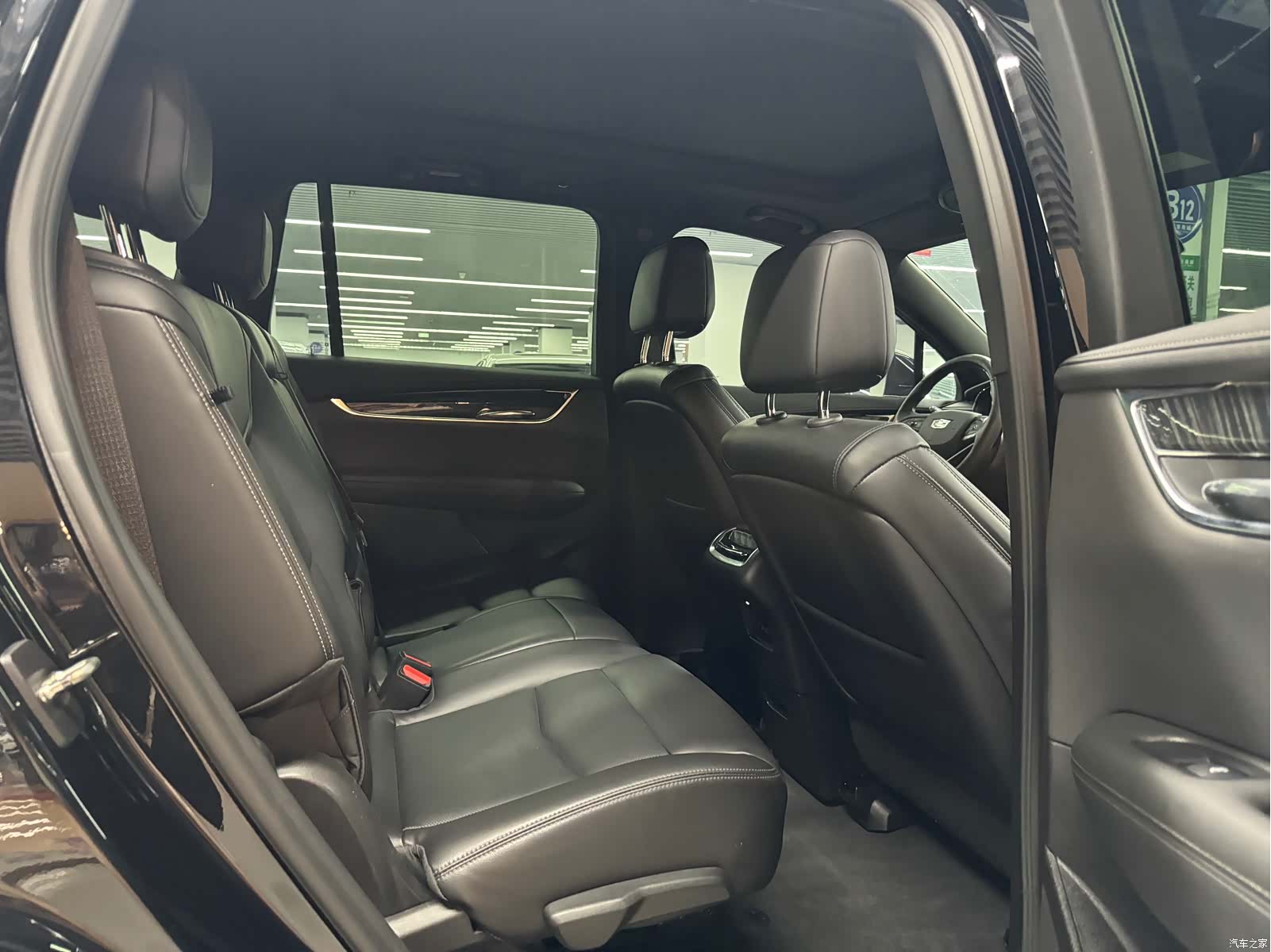 Cadillac XT6, 2021 8