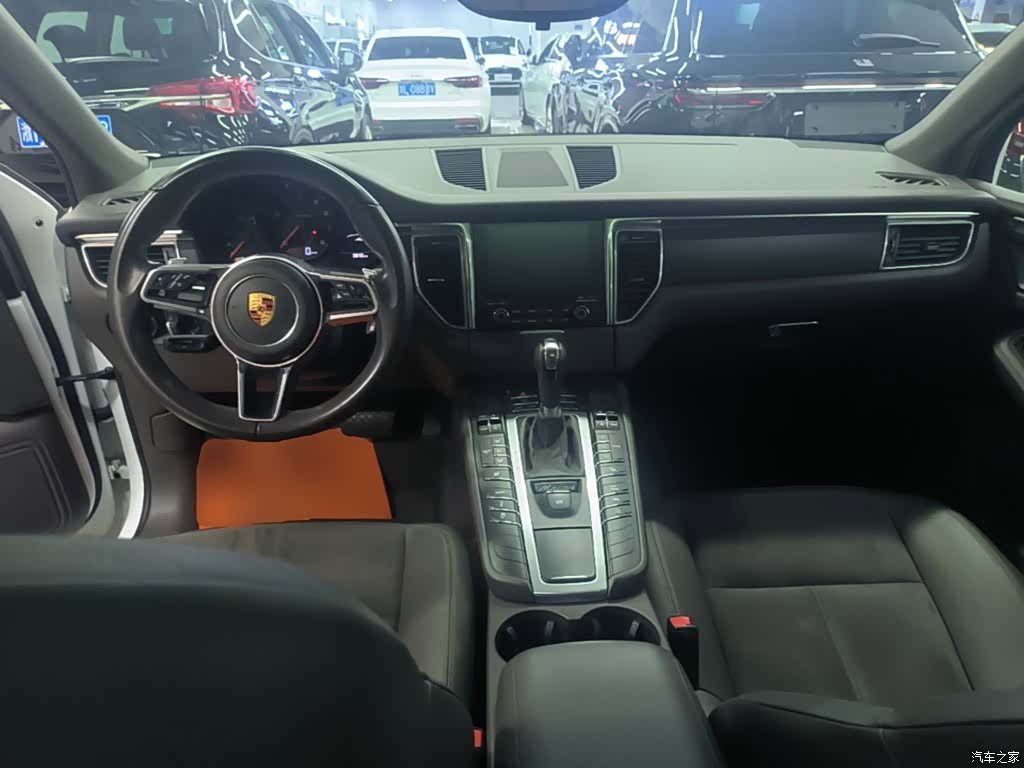 Porsche Macan, 2018 10