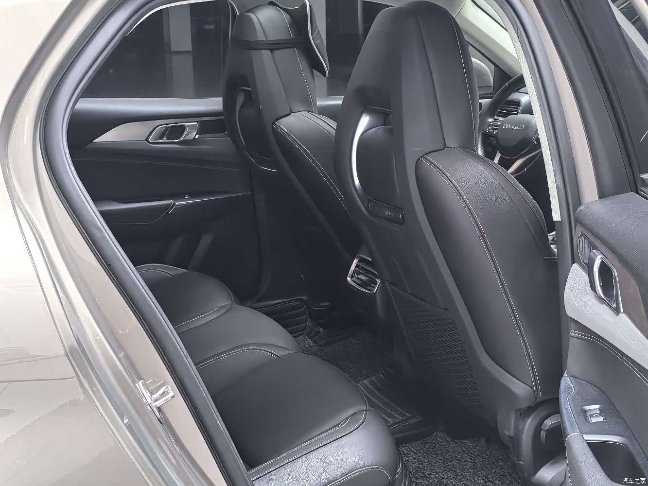 Lynk & Co 01, 2019 10