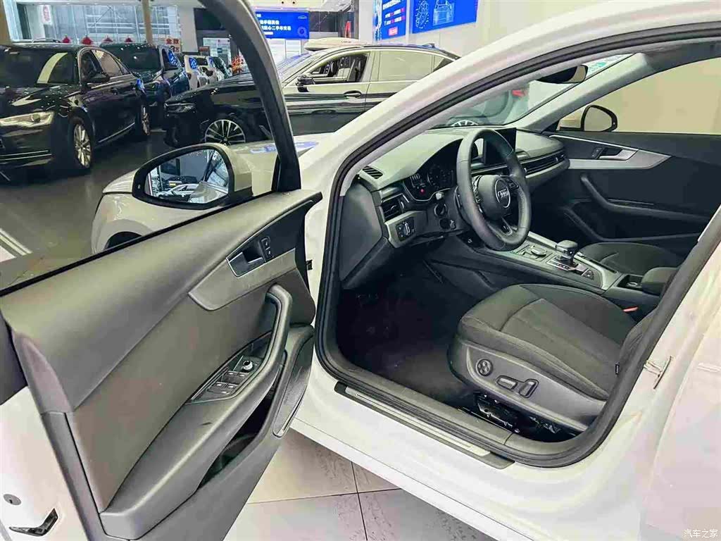 Audi A4L, 2019 20