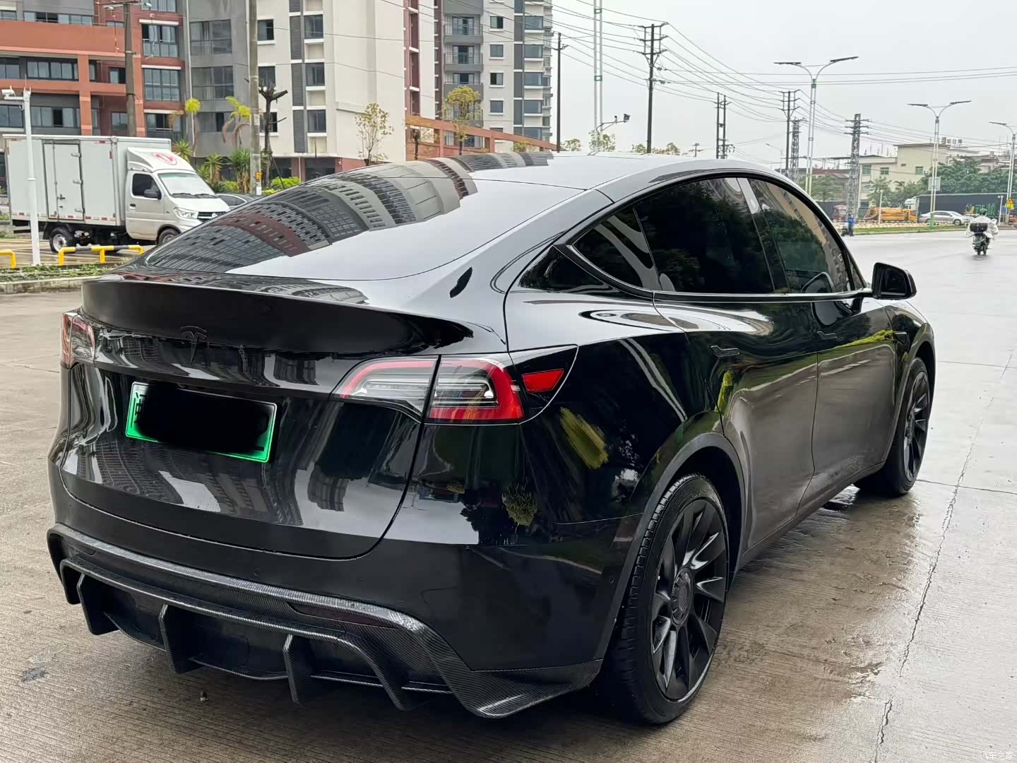 Tesla Model Y, 2023 9