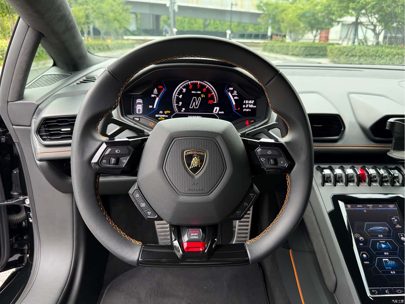 Lamborghini Huracán, 2023 10