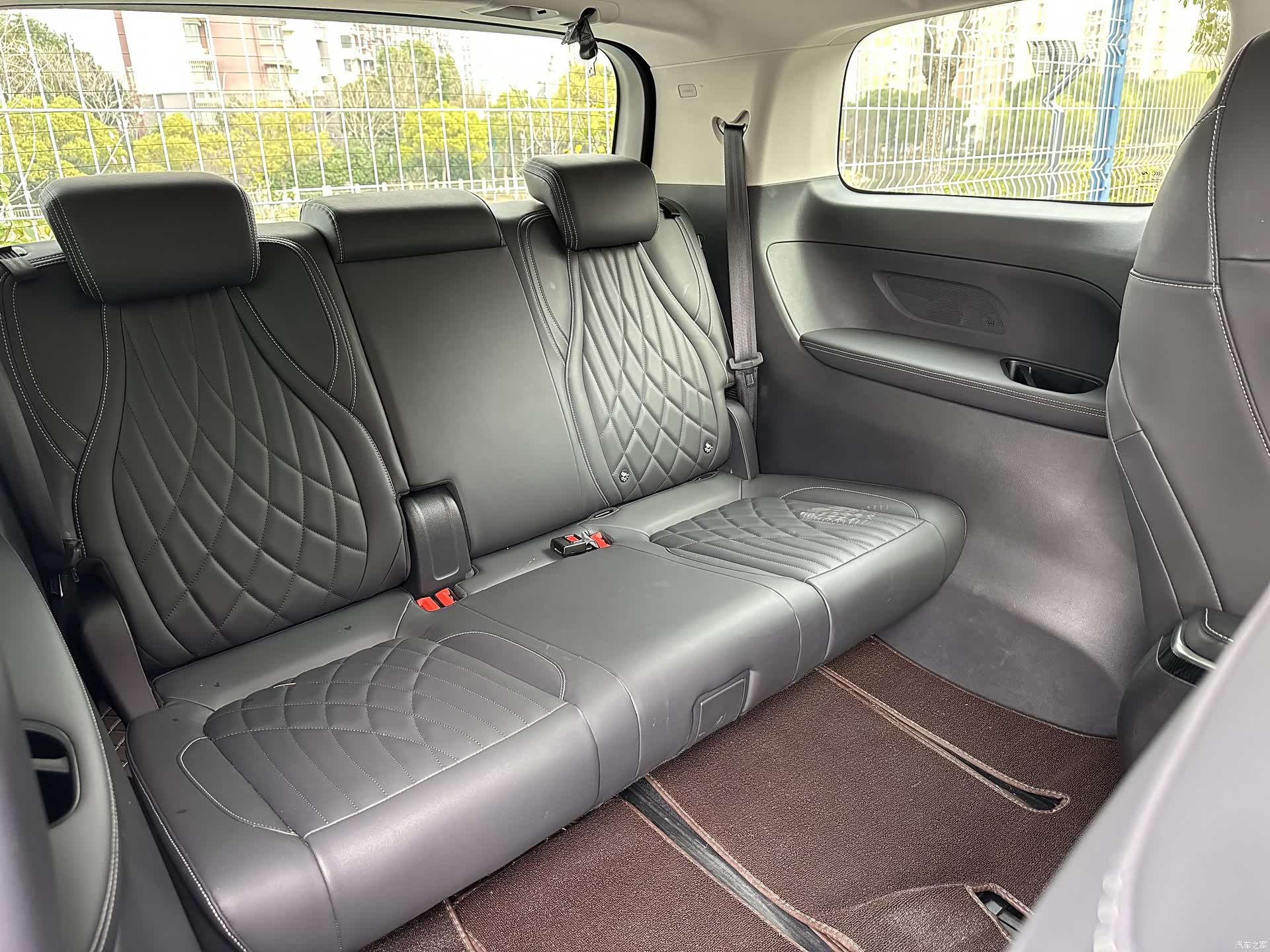 Maxus G90, 2022 23