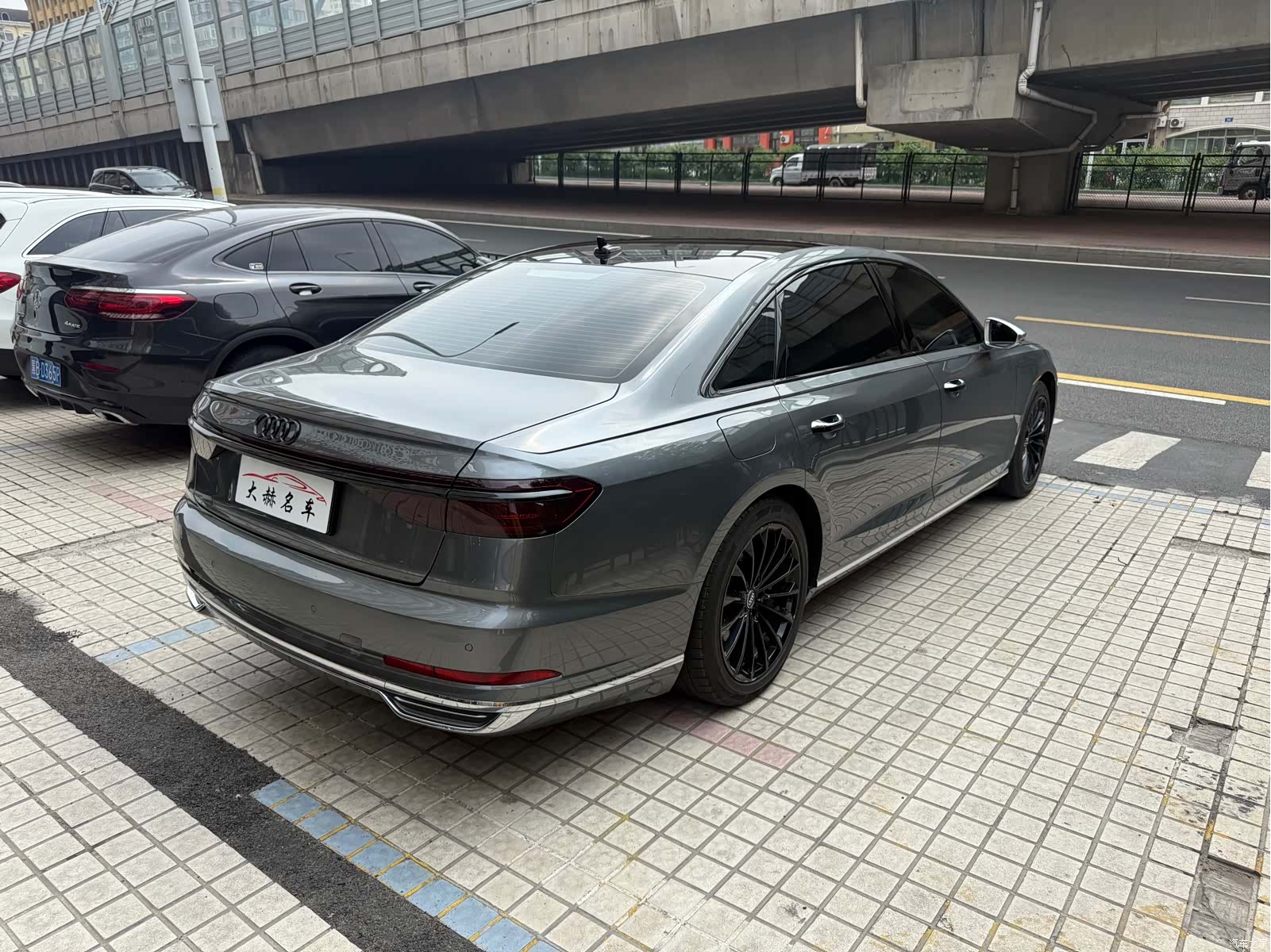 Audi A8L, 2018 4