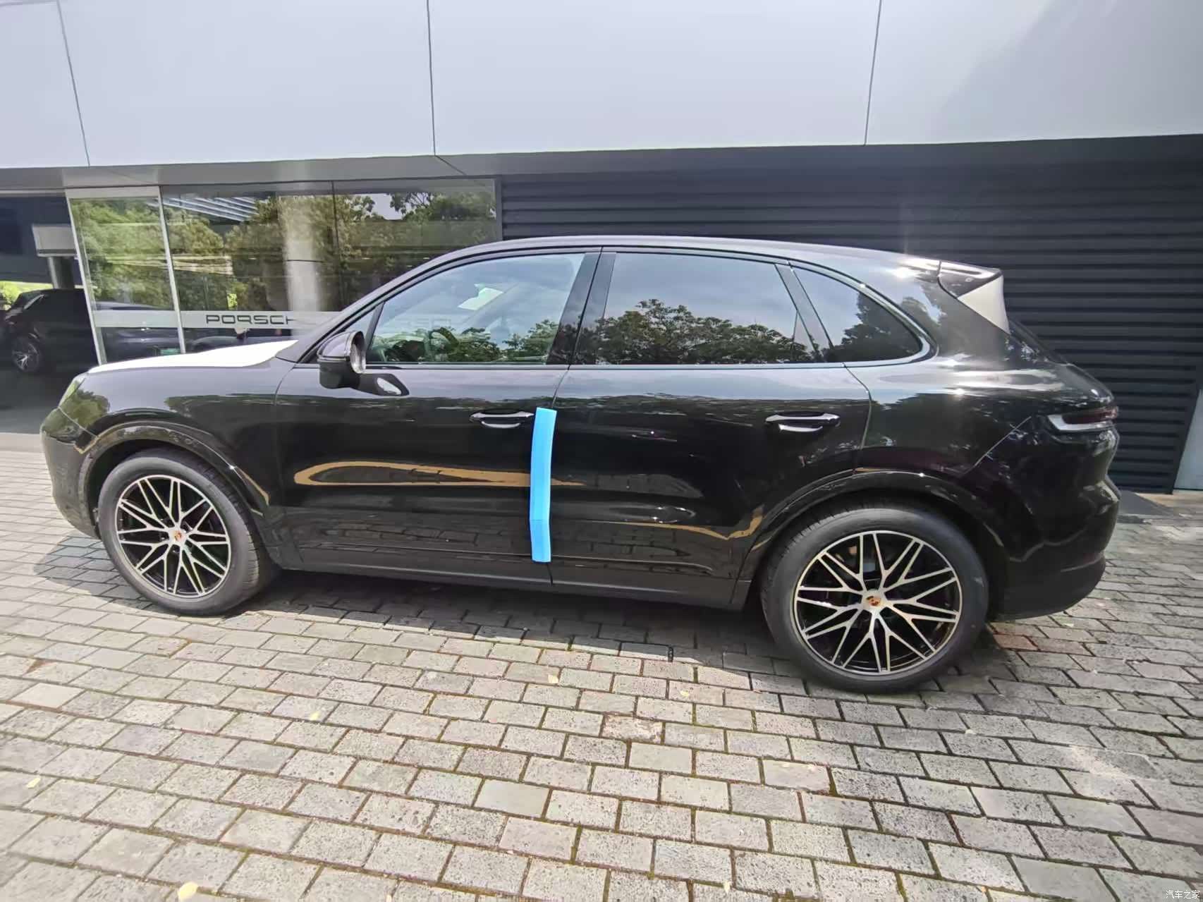 Porsche Cayenne, 2025 3